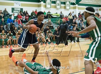 Thumbnail 1 in Cleveland Central Catholic vs Morgan Park (LeBron James Classic) photogallery.