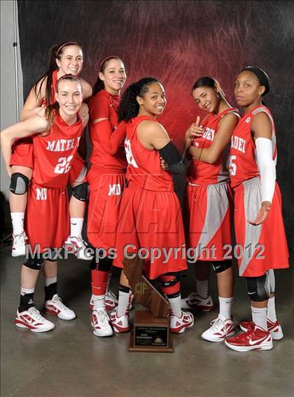 Thumbnail 1 in Mater Dei (CIF State D1 Award Photos) photogallery.