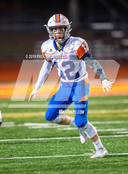 Thumbnail 2 in Ridgefield vs. Steilacoom (WIAA 2A 1st Round) photogallery.