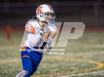 Thumbnail 1 in Ridgefield vs. Steilacoom (WIAA 2A 1st Round) photogallery.