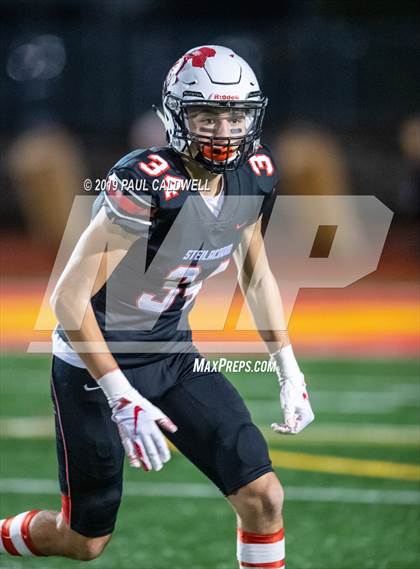 Thumbnail 2 in Ridgefield vs. Steilacoom (WIAA 2A 1st Round) photogallery.