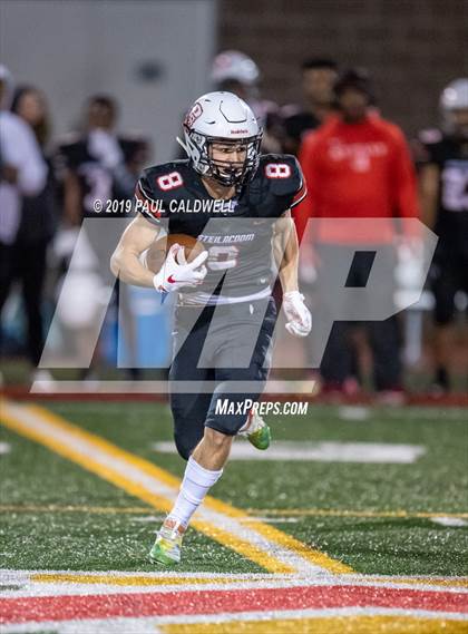Thumbnail 2 in Ridgefield vs. Steilacoom (WIAA 2A 1st Round) photogallery.