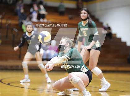 Thumbnail 1 in Cape Fear vs. Northwood (NCHSAA 3A Playoffs Round 2) photogallery.