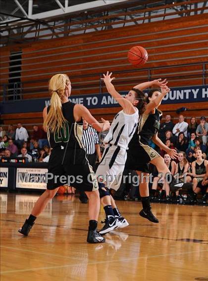 Thumbnail 1 in Knoxville Catholic @ Anderson County photogallery.