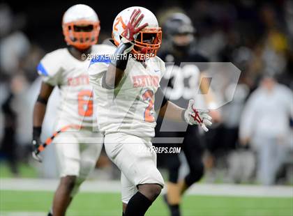 Thumbnail 1 in Oak Grove vs. Kentwood (LHSAA 1A State Final)  photogallery.