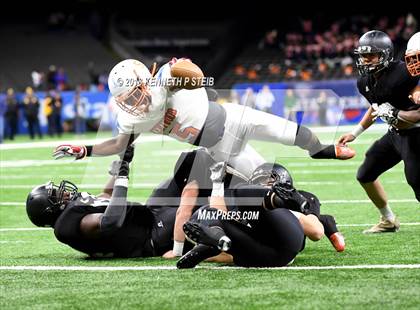 Thumbnail 2 in Oak Grove vs. Kentwood (LHSAA 1A State Final)  photogallery.