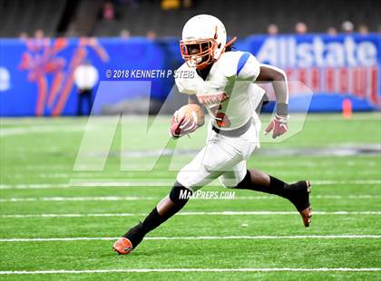 Thumbnail 1 in Oak Grove vs. Kentwood (LHSAA 1A State Final)  photogallery.