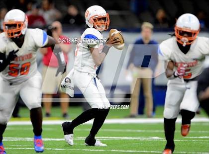 Thumbnail 1 in Oak Grove vs. Kentwood (LHSAA 1A State Final)  photogallery.