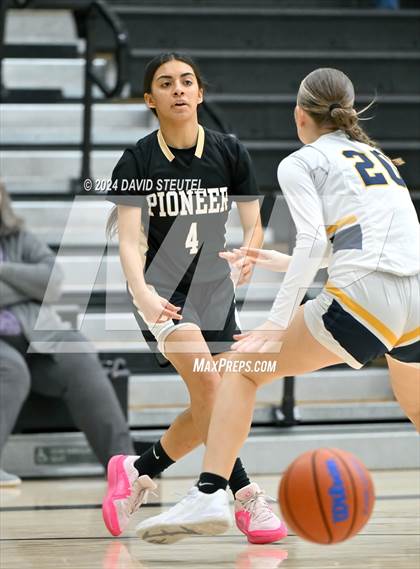 Thumbnail 3 in Pioneer vs. Gridley (Steve Cauchi Ram Jam) photogallery.