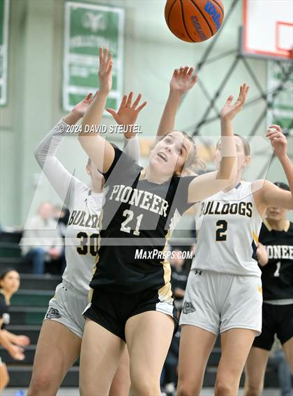 Thumbnail 1 in Pioneer vs. Gridley (Steve Cauchi Ram Jam) photogallery.