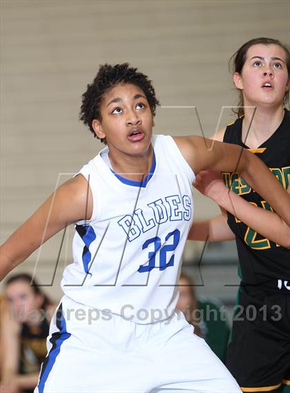 Thumbnail 1 in West Linn vs St. Mary's Academy (Nike Interstate Shootout) photogallery.