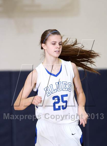 Thumbnail 3 in West Linn vs St. Mary's Academy (Nike Interstate Shootout) photogallery.