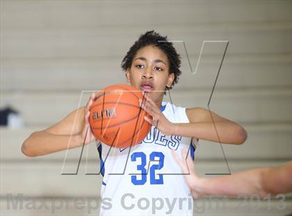 Thumbnail 1 in West Linn vs St. Mary's Academy (Nike Interstate Shootout) photogallery.