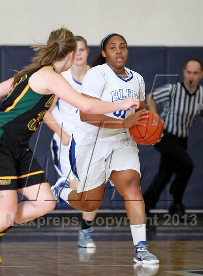 Thumbnail 1 in West Linn vs St. Mary's Academy (Nike Interstate Shootout) photogallery.