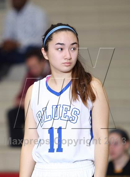 Thumbnail 1 in West Linn vs St. Mary's Academy (Nike Interstate Shootout) photogallery.