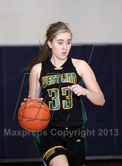 Thumbnail 2 in West Linn vs St. Mary's Academy (Nike Interstate Shootout) photogallery.