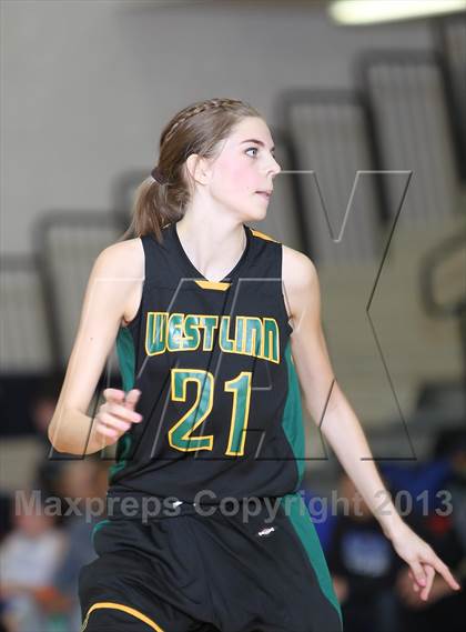 Thumbnail 2 in West Linn vs St. Mary's Academy (Nike Interstate Shootout) photogallery.