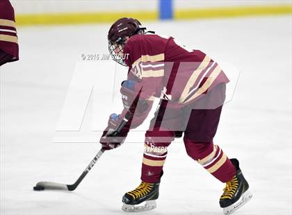 Thumbnail 2 in Iona Prep vs. Fairfield Prep (Carrano Cup Semifinal) photogallery.