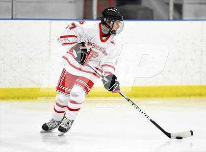 Thumbnail 3 in Iona Prep vs. Fairfield Prep (Carrano Cup Semifinal) photogallery.