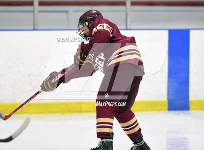 Thumbnail 2 in Iona Prep vs. Fairfield Prep (Carrano Cup Semifinal) photogallery.