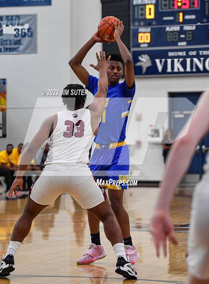 Thumbnail 2 in Silsbee vs Washington (UIL 4A Reg III Final) photogallery.