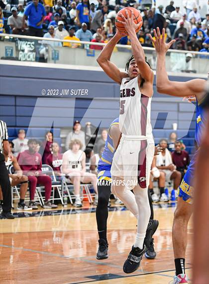 Thumbnail 1 in Silsbee vs Washington (UIL 4A Reg III Final) photogallery.