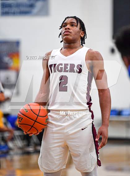 Thumbnail 3 in Silsbee vs Washington (UIL 4A Reg III Final) photogallery.