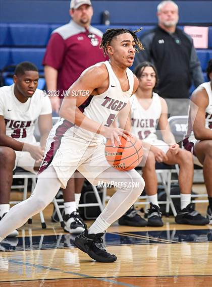 Thumbnail 3 in Silsbee vs Washington (UIL 4A Reg III Final) photogallery.