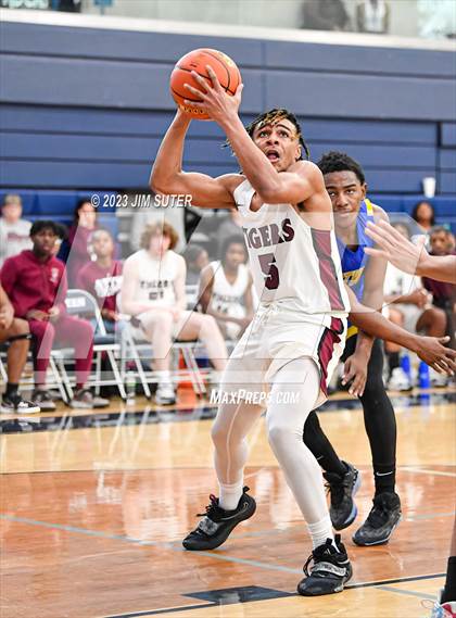 Thumbnail 3 in Silsbee vs Washington (UIL 4A Reg III Final) photogallery.