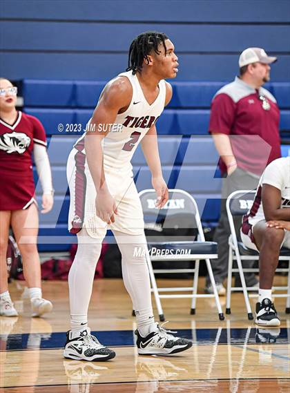 Thumbnail 1 in Silsbee vs Washington (UIL 4A Reg III Final) photogallery.