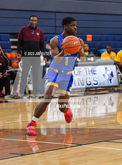 Thumbnail 2 in Silsbee vs Washington (UIL 4A Reg III Final) photogallery.