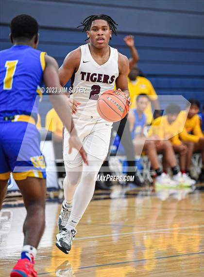 Thumbnail 2 in Silsbee vs Washington (UIL 4A Reg III Final) photogallery.