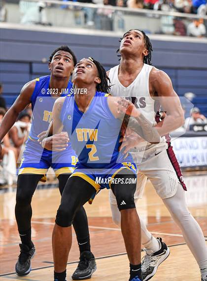 Thumbnail 2 in Silsbee vs Washington (UIL 4A Reg III Final) photogallery.
