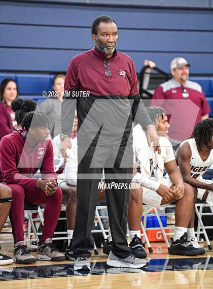 Thumbnail 3 in Silsbee vs Washington (UIL 4A Reg III Final) photogallery.