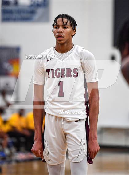 Thumbnail 3 in Silsbee vs Washington (UIL 4A Reg III Final) photogallery.