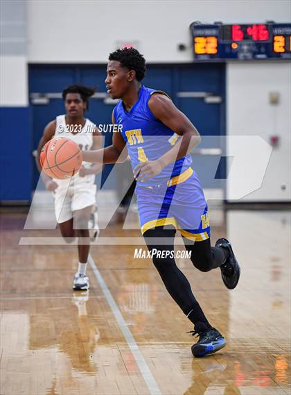 Thumbnail 2 in Silsbee vs Washington (UIL 4A Reg III Final) photogallery.