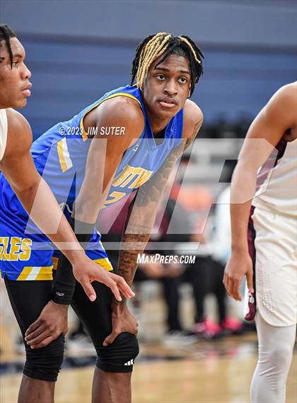 Thumbnail 2 in Silsbee vs Washington (UIL 4A Reg III Final) photogallery.