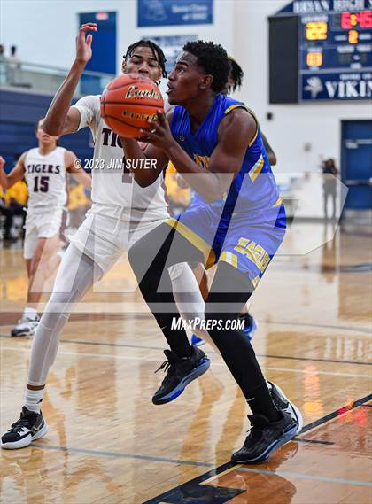 Thumbnail 3 in Silsbee vs Washington (UIL 4A Reg III Final) photogallery.