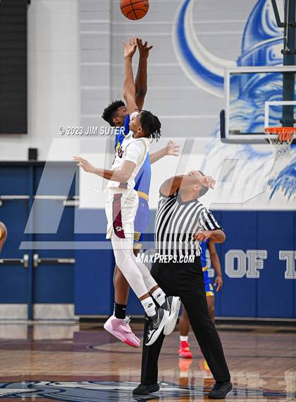 Thumbnail 3 in Silsbee vs Washington (UIL 4A Reg III Final) photogallery.