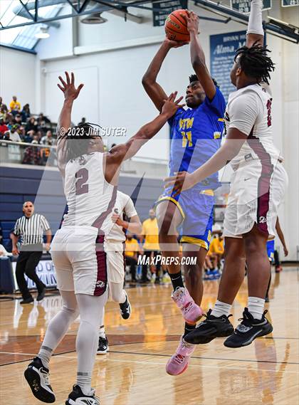 Thumbnail 2 in Silsbee vs Washington (UIL 4A Reg III Final) photogallery.