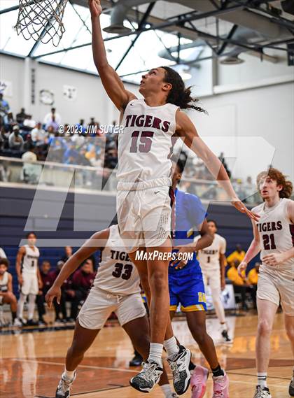 Thumbnail 1 in Silsbee vs Washington (UIL 4A Reg III Final) photogallery.