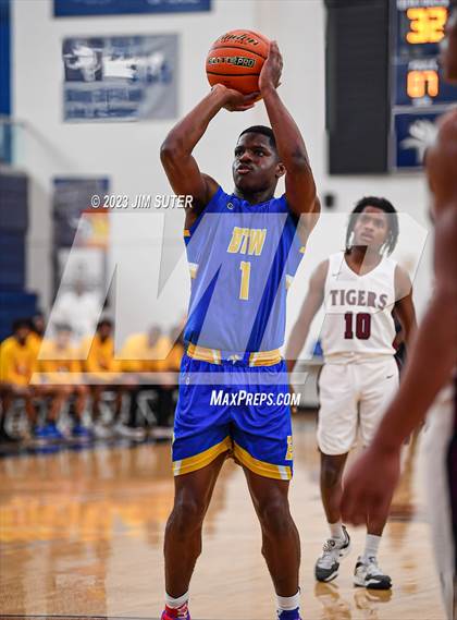 Thumbnail 3 in Silsbee vs Washington (UIL 4A Reg III Final) photogallery.