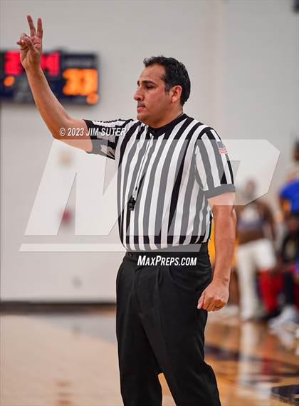 Thumbnail 1 in Silsbee vs Washington (UIL 4A Reg III Final) photogallery.