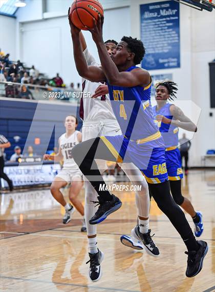 Thumbnail 1 in Silsbee vs Washington (UIL 4A Reg III Final) photogallery.
