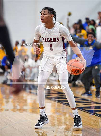 Thumbnail 1 in Silsbee vs Washington (UIL 4A Reg III Final) photogallery.