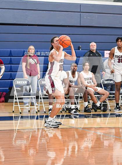 Thumbnail 3 in Silsbee vs Washington (UIL 4A Reg III Final) photogallery.