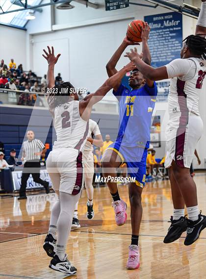 Thumbnail 1 in Silsbee vs Washington (UIL 4A Reg III Final) photogallery.