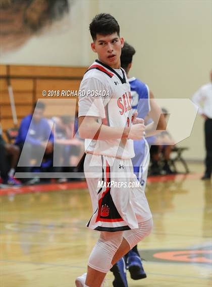 Thumbnail 1 in Selma vs. Madera photogallery.