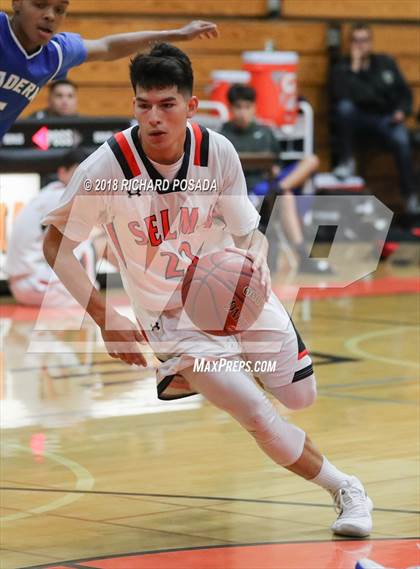 Thumbnail 2 in Selma vs. Madera photogallery.