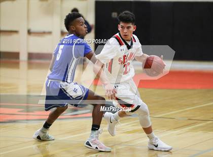 Thumbnail 3 in Selma vs. Madera photogallery.